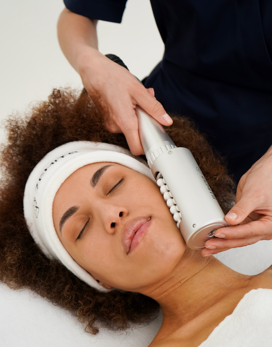 Zemits EndoLuxx Pro ਚਿਹਰੇ ਅਤੇ ਸਰੀਰ ਲਈ ਐਂਡੋਮਸਾਜ਼ ਯੰਤਰ