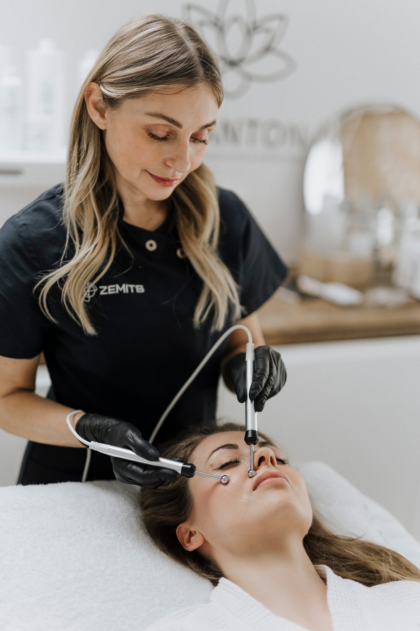 Zemits Adrinox 2.0 ਮਾਈਕ੍ਰੋਕਰੰਟ ਮਸ਼ੀਨ